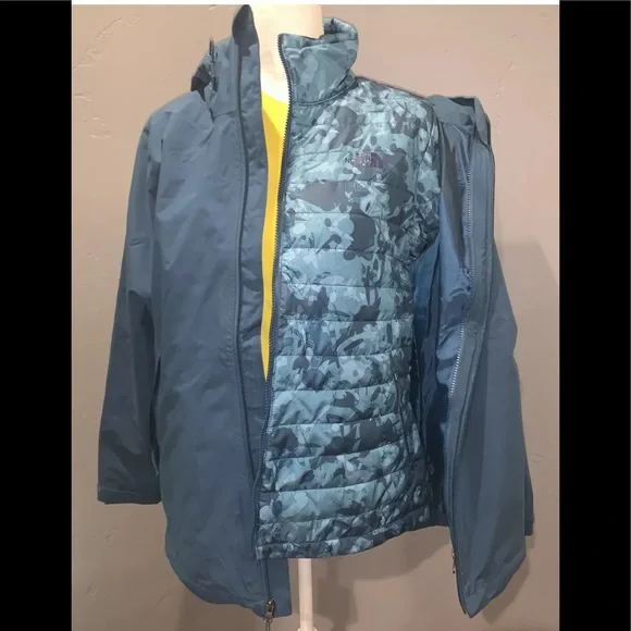 The North Face Woman Carto TriClimate Waterproof 3-in-1 Jacket Monterey Blue NWT